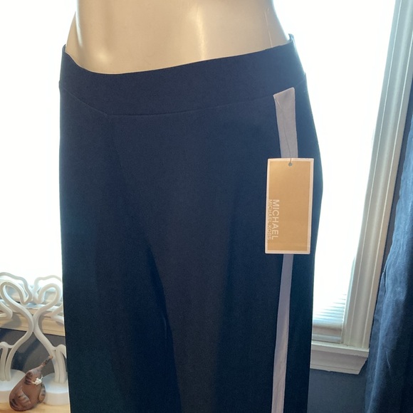 Michael Kors pull on black pants/ single white stripe on either side size M NWT - Picture 8 of 8